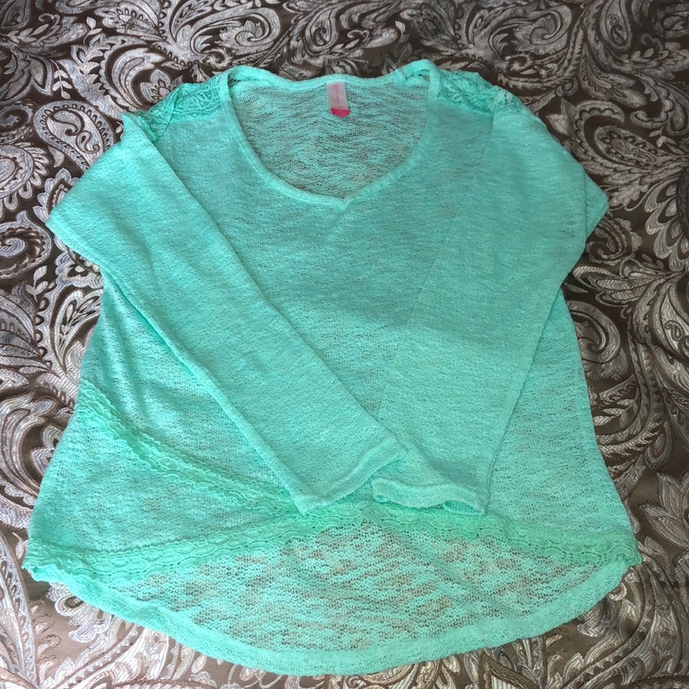 Long sleeve top